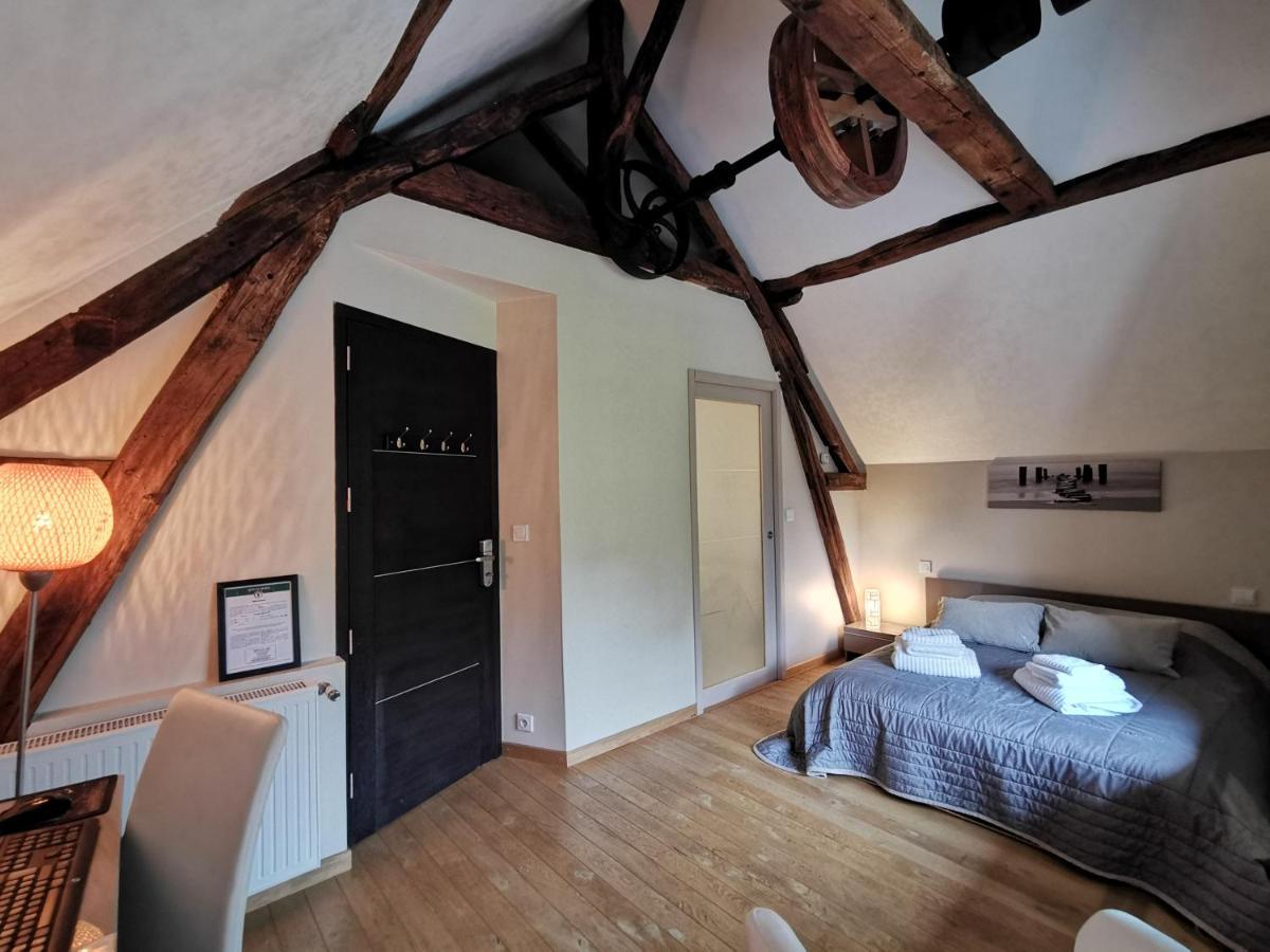 Le Petit Moulin Bed & Breakfast Faverelles Exterior photo