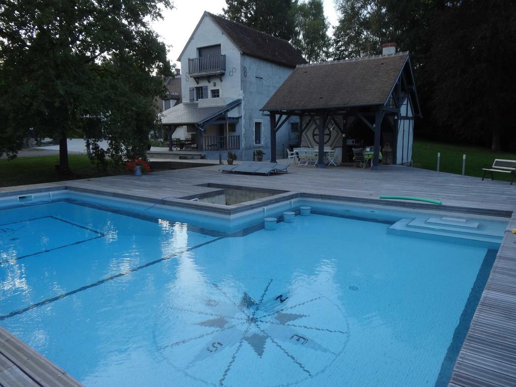 Le Petit Moulin Bed & Breakfast Faverelles Exterior photo