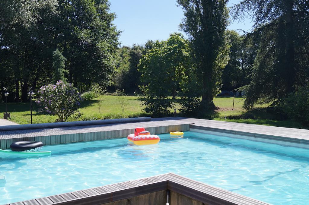 Le Petit Moulin Bed & Breakfast Faverelles Exterior photo